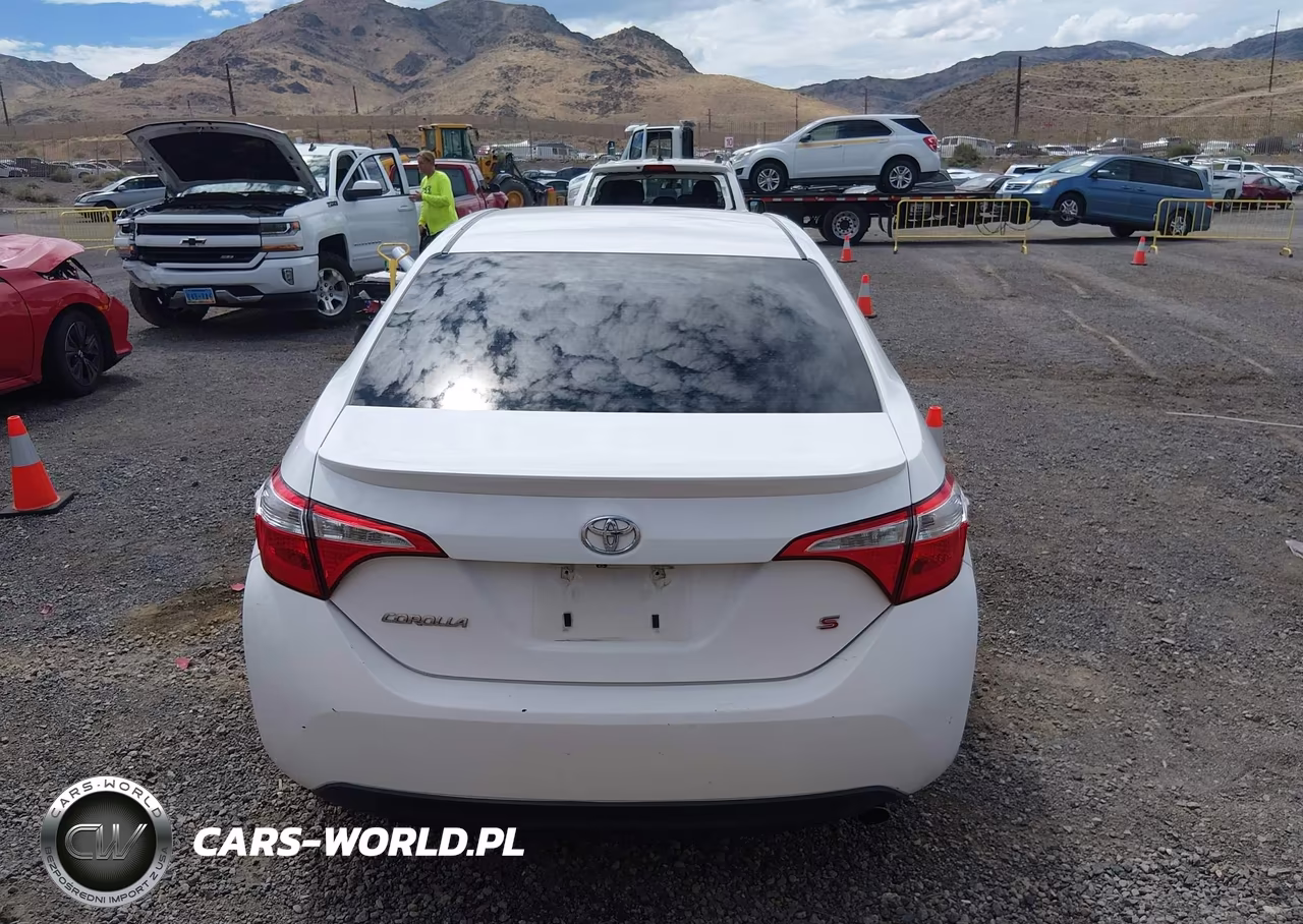2015 Toyota Corolla S Plus VIN:2T1BURHE2FC452354 - 16
