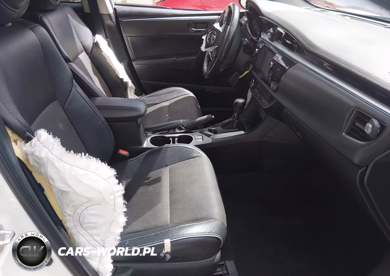 2015 Toyota Corolla S Plus VIN:2T1BURHE2FC452354 - 5