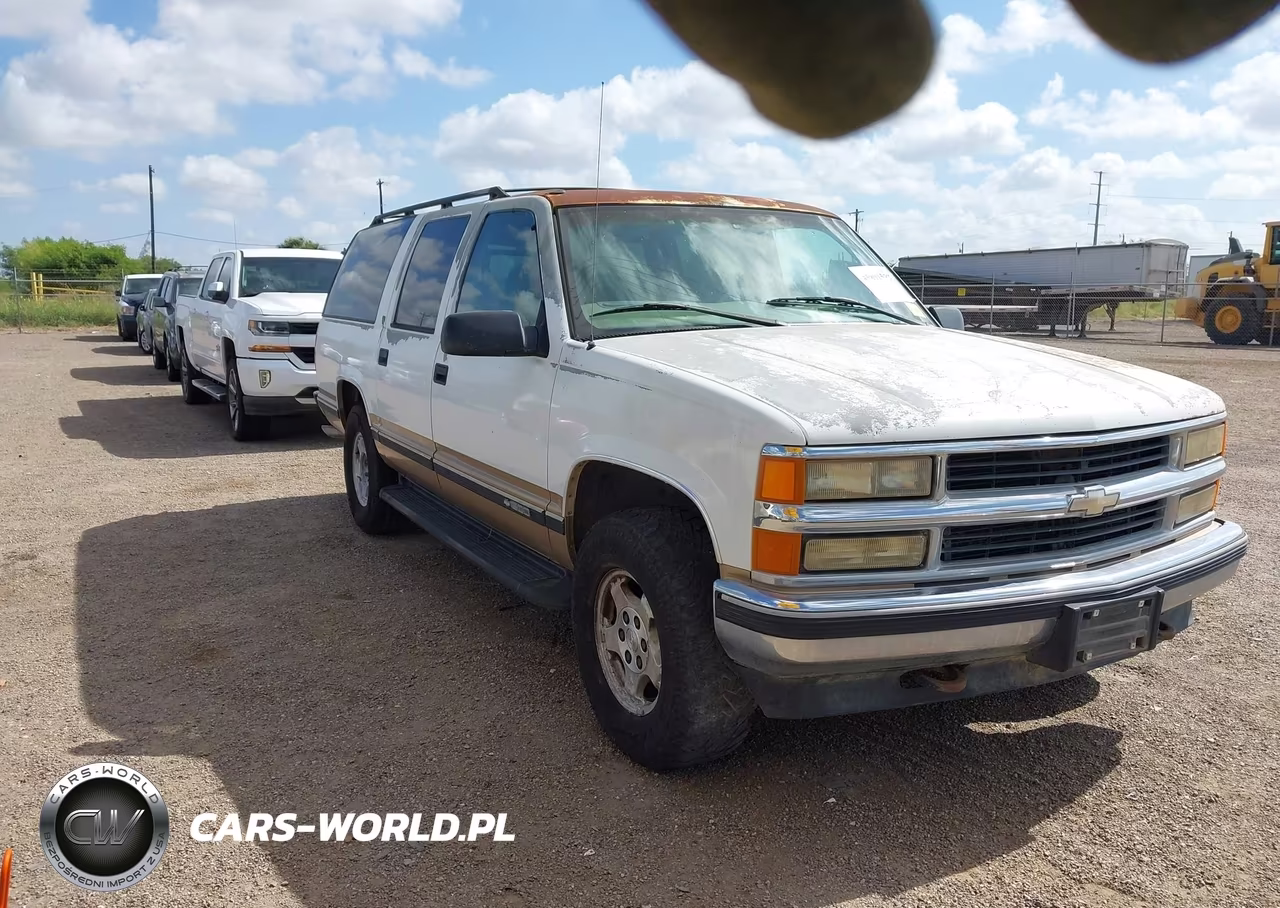 1999 Chevrolet Suburban Lt