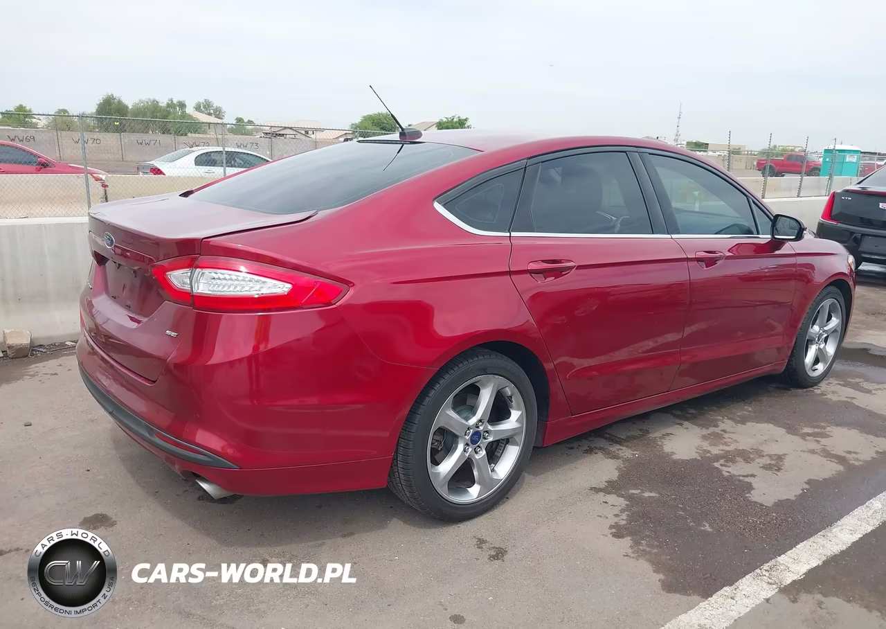 2015 Ford Fusion Se VIN:3FA6P0H74FR305992 - 4
