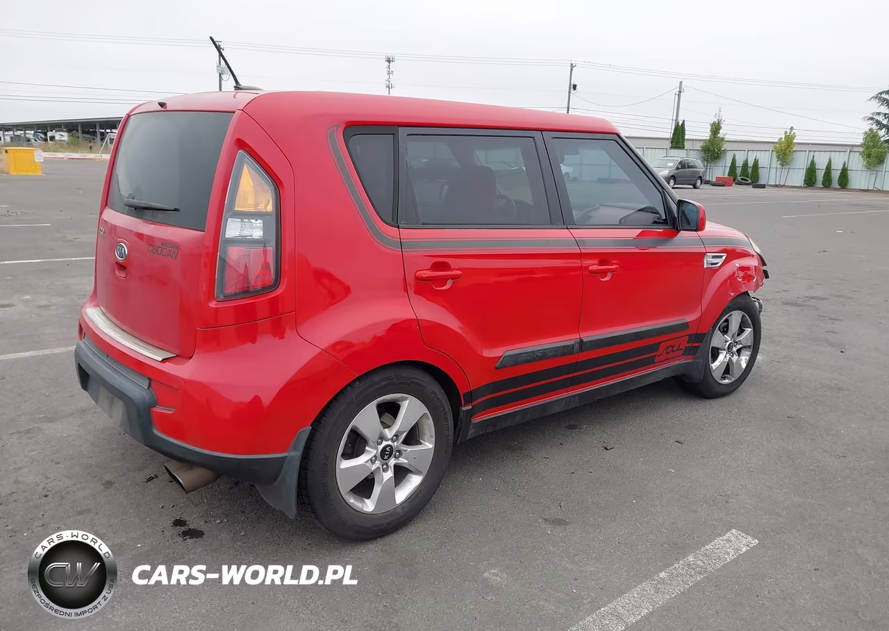 2011 Kia Soul Sport VIN:KNDJT2A27B7211777 - 4