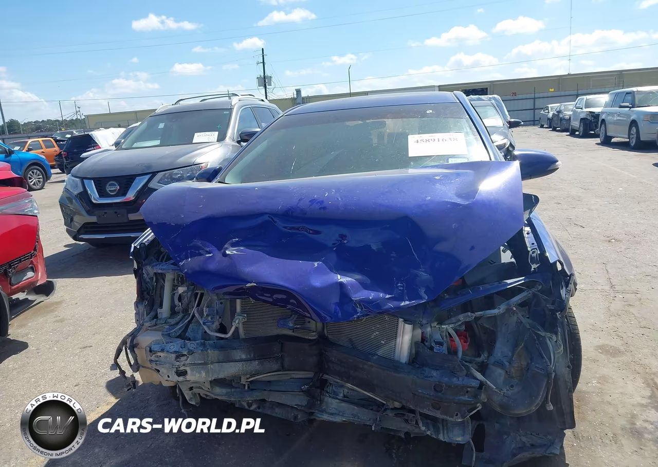 2015 Toyota Corolla S Plus VIN:2T1BURHE2FC321411 - 13
