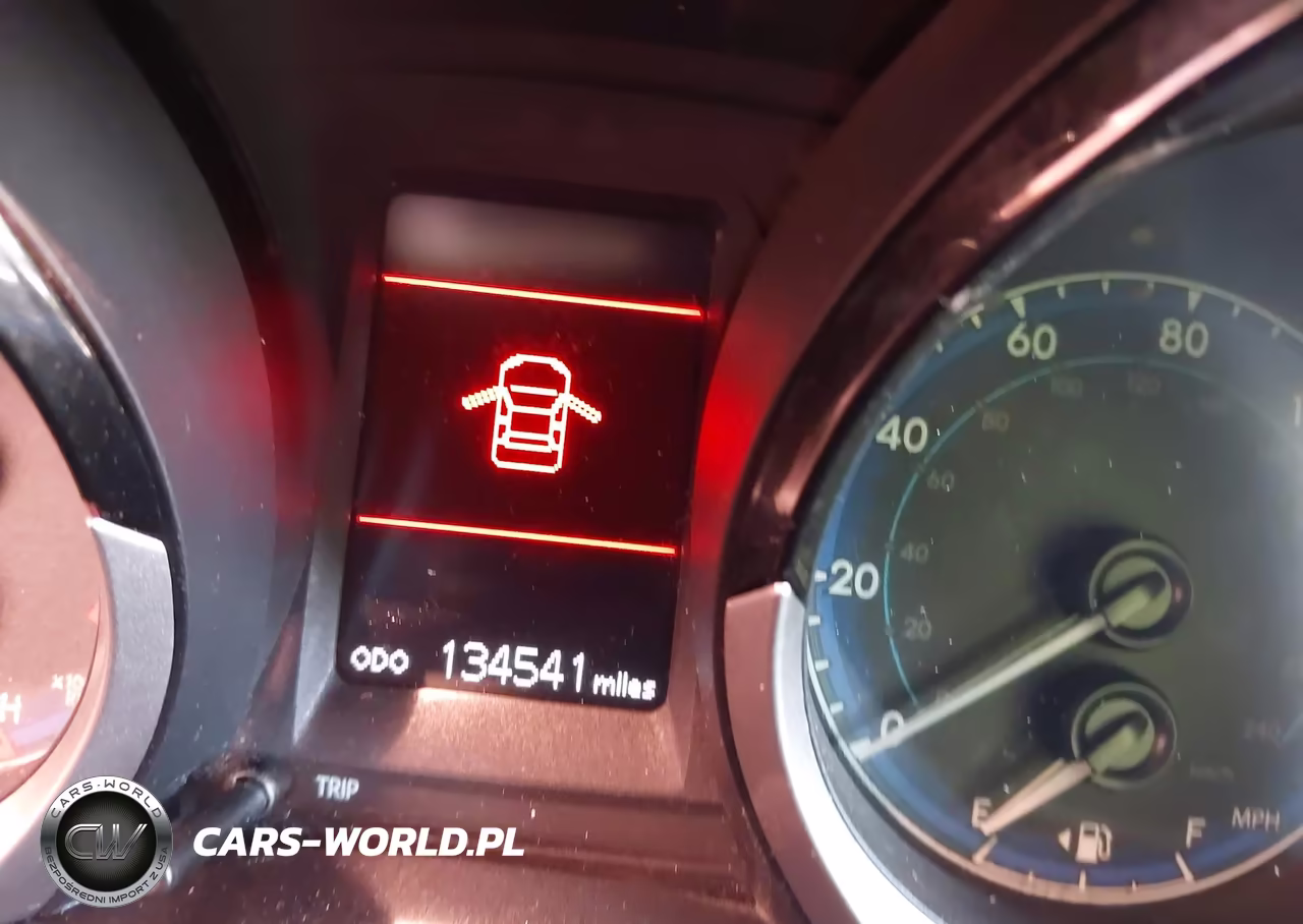 2015 Toyota Corolla S Plus VIN:2T1BURHE2FC321411 - 16