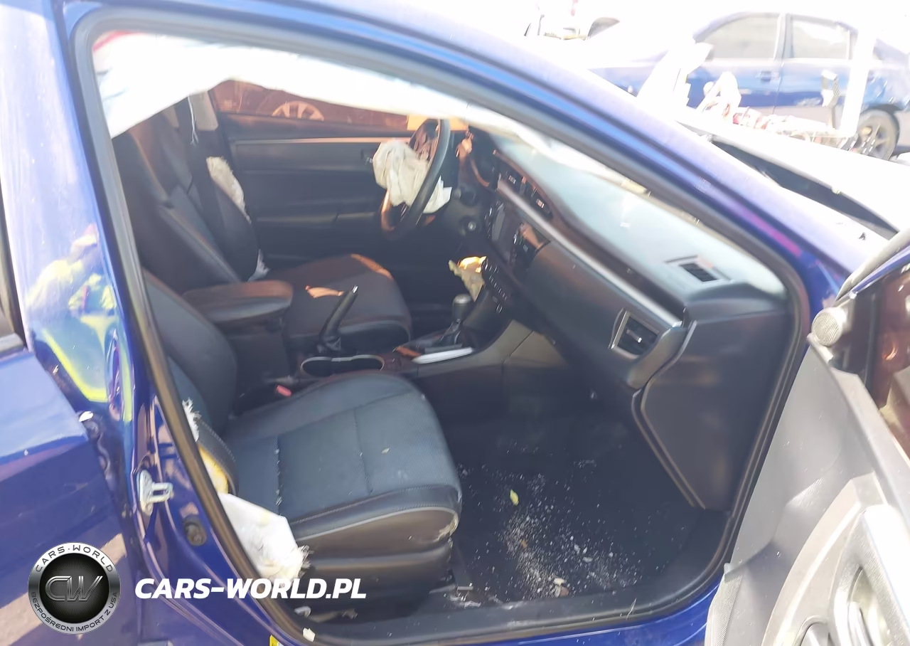 2015 Toyota Corolla S Plus VIN:2T1BURHE2FC321411 - 5