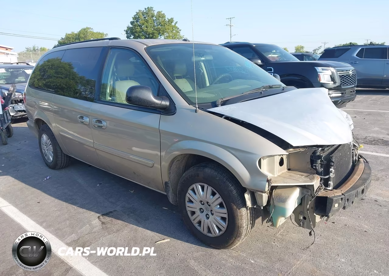 2006 Chrysler Town & Country Lx