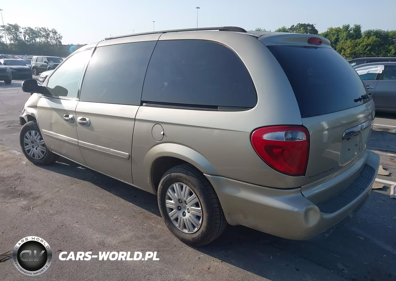 2006 Chrysler Town & Country Lx VIN:2A4GP44R26R873705 - 3