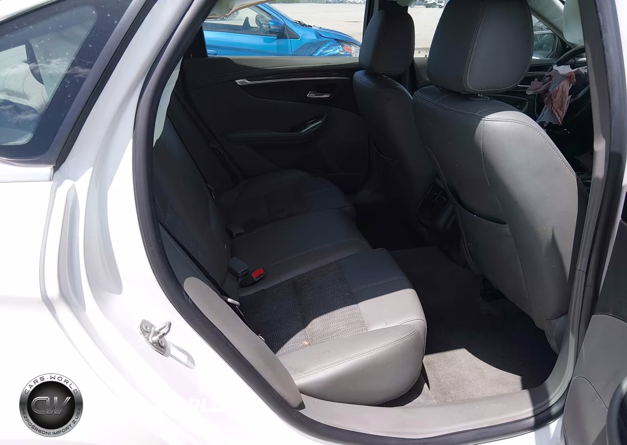 2019 Chevrolet Impala Lt VIN:1G11Z5SA4KU137735 - 8