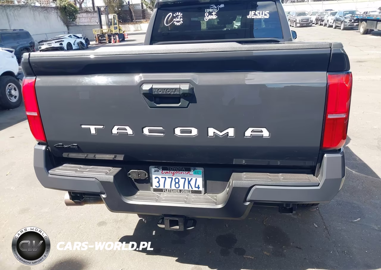 2025 Toyota Tacoma Trd Sport VIN:3TMLB5JN2SM193329 - 17