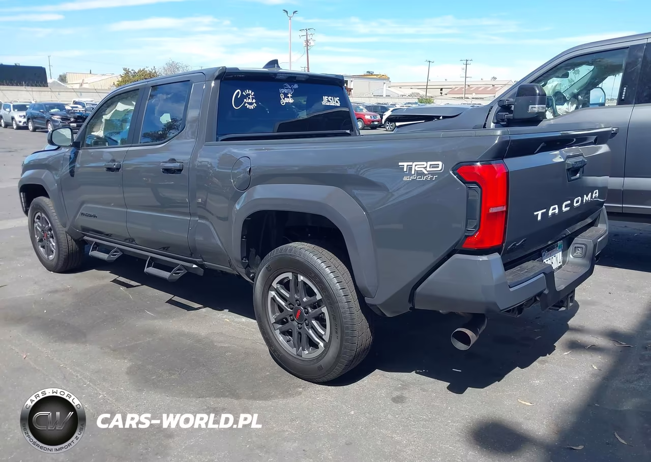 2025 Toyota Tacoma Trd Sport VIN:3TMLB5JN2SM193329 - 3