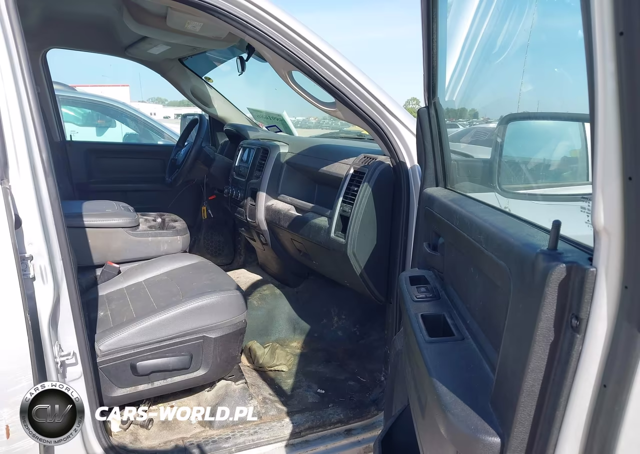 2016 Ram 1500 Tradesman VIN:1C6RR6FG1GS395123 - 5