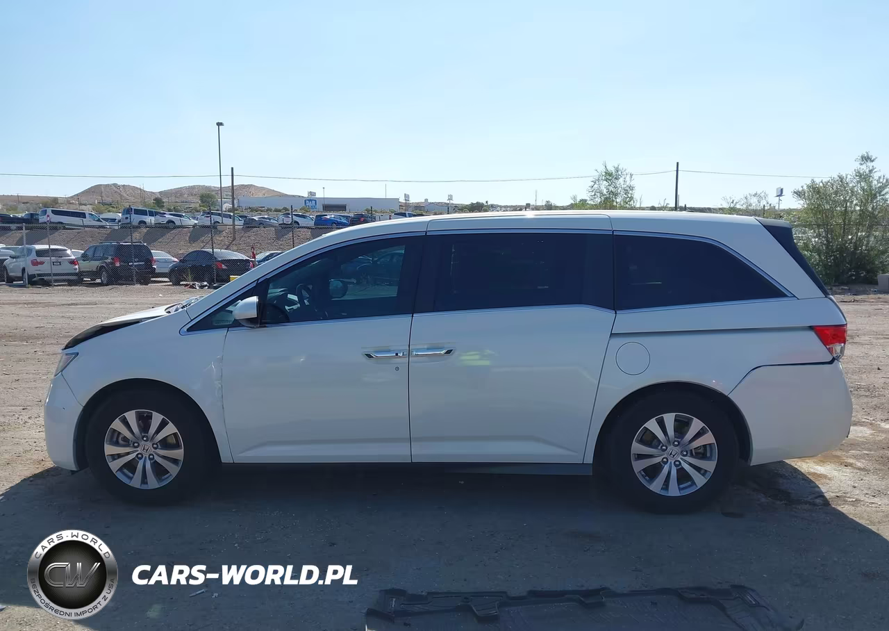 2017 Honda Odyssey Se VIN:5FNRL5H30HB020997 - 14