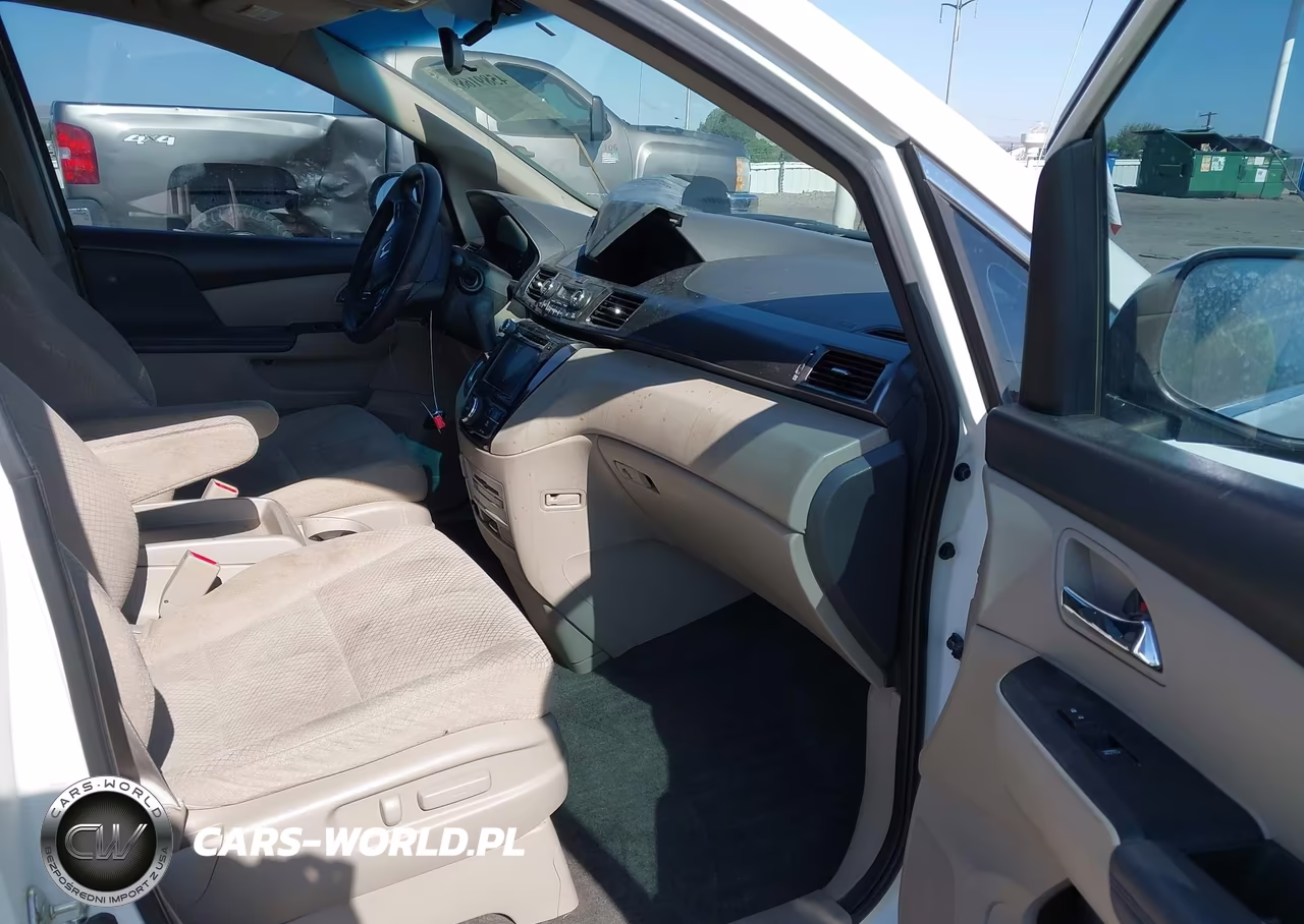 2017 Honda Odyssey Se VIN:5FNRL5H30HB020997 - 5