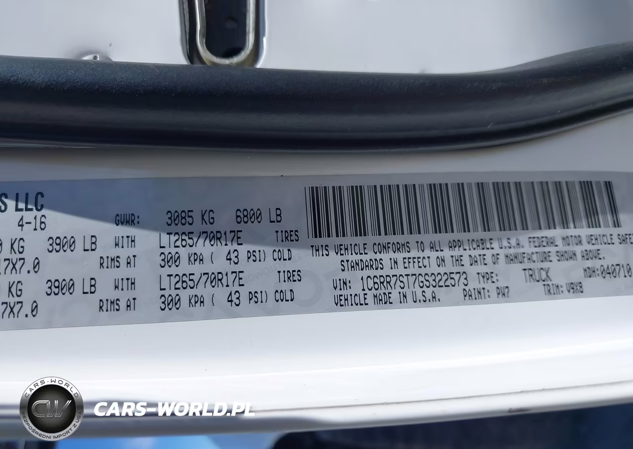 2016 Ram 1500 Tradesman VIN:1C6RR7ST7GS322573 - 9