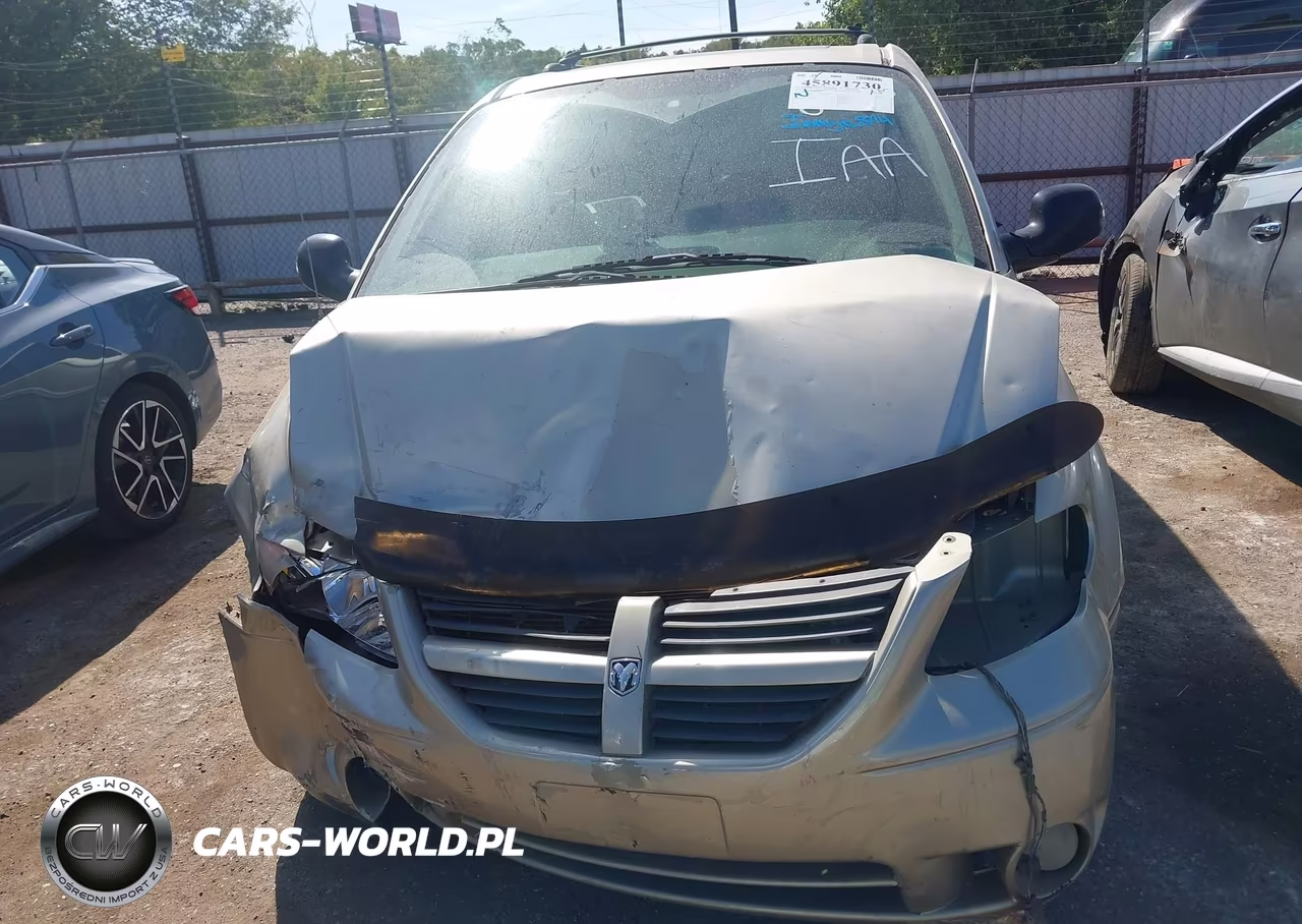 2005 Dodge Grand Caravan Sxt VIN:2D4GP44L05R328315 - 13