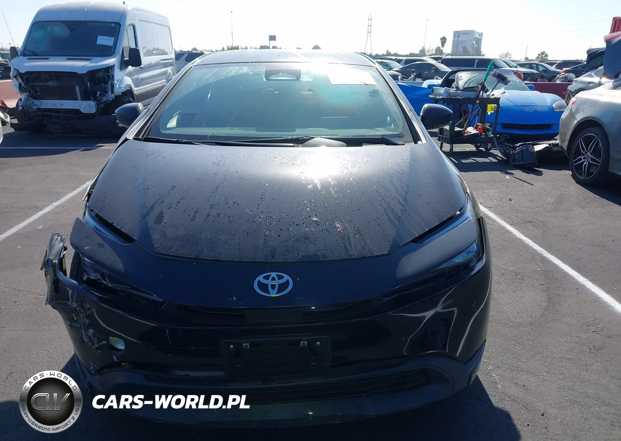 2025 Toyota Prius Le VIN:JTDACAAU0S3064169 - 12