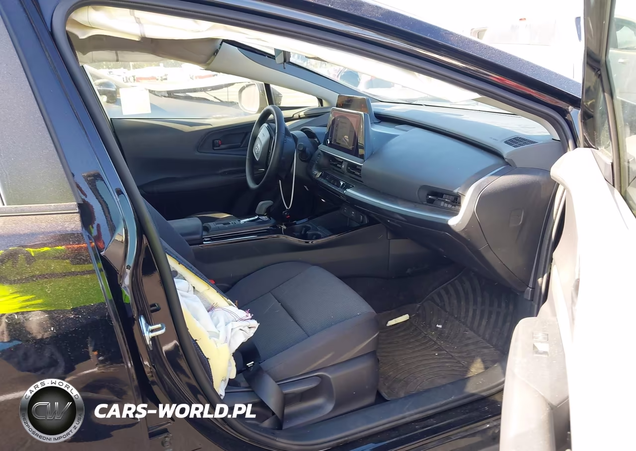 2025 Toyota Prius Le VIN:JTDACAAU0S3064169 - 5