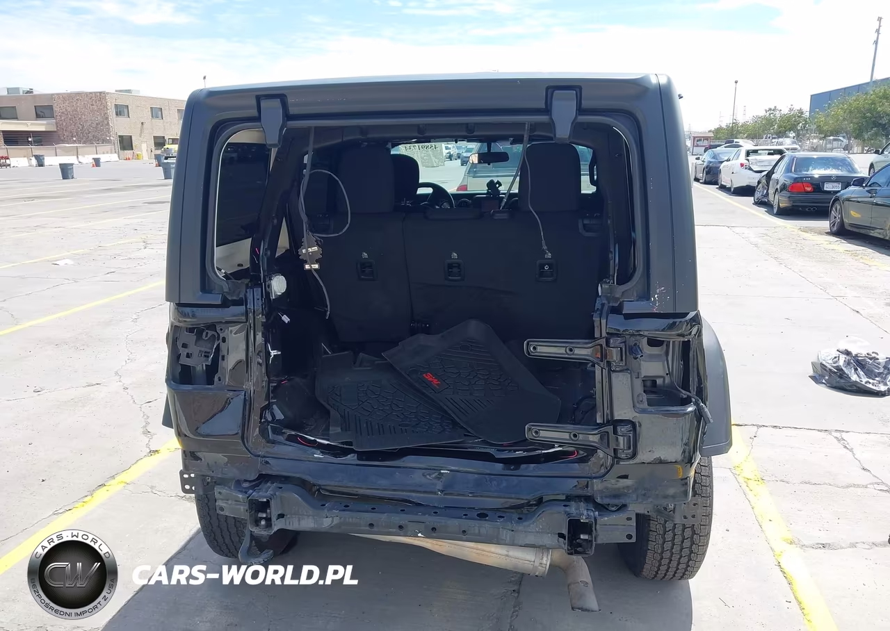 2020 Jeep Wrangler Unlimited Sport S 4X4 VIN:1C4HJXDN0LW265081 - 17