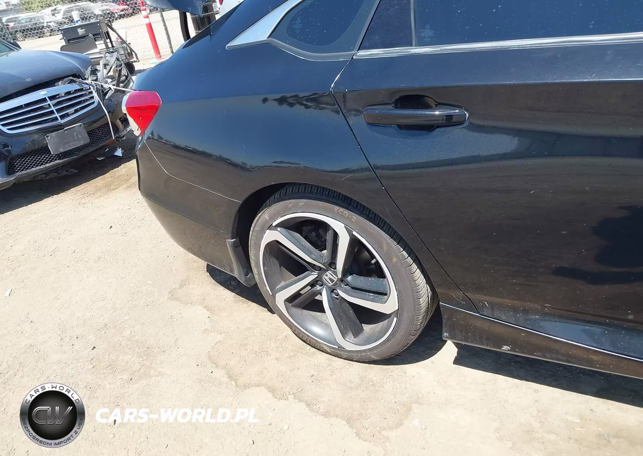 2020 Honda Accord Sport VIN:1HGCV1F37LA132890 - 19