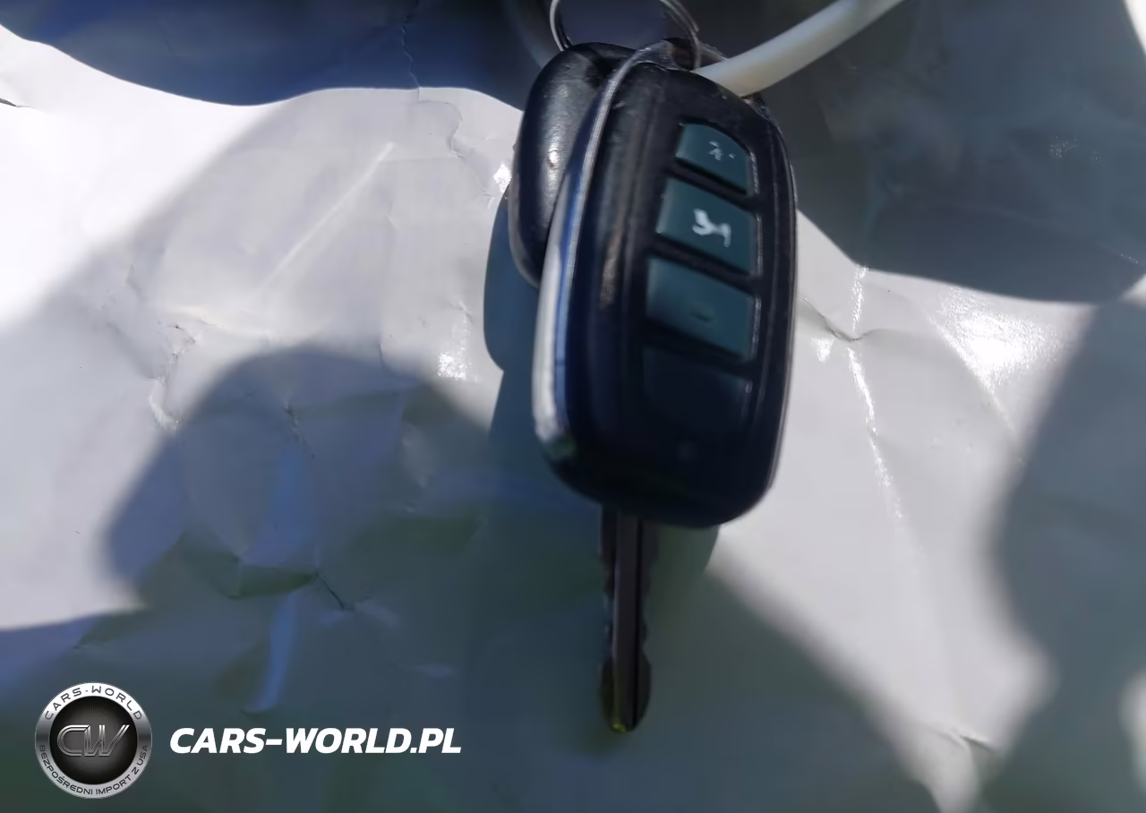 2016 Toyota Corolla L VIN:5YFBURHE1GP528518 - 11