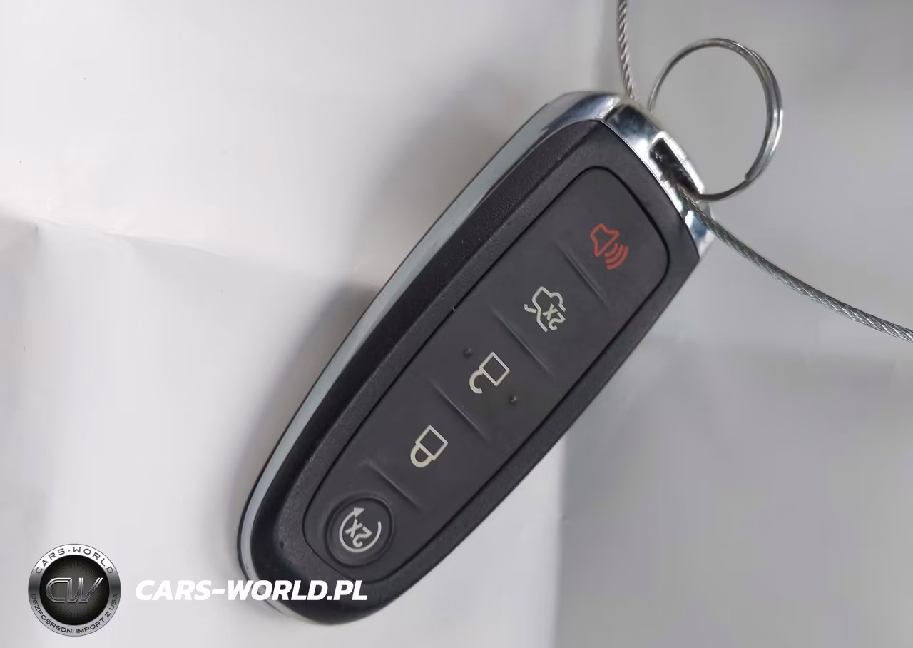 2015 Ford Focus Titanium VIN:1FADP3N22FL341860 - 11
