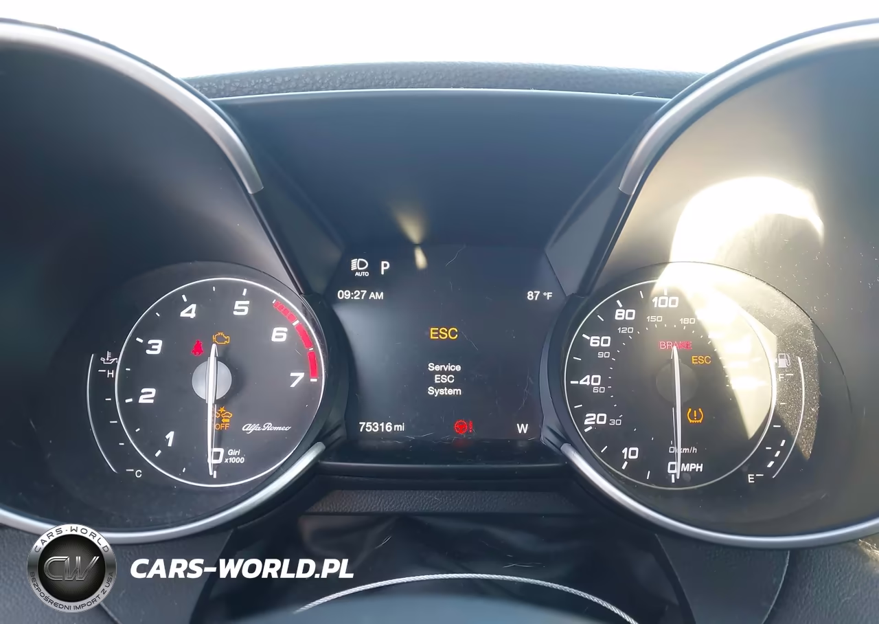 2021 Alfa Romeo Giulia Awd VIN:ZARFANAN6M7639694 - 7