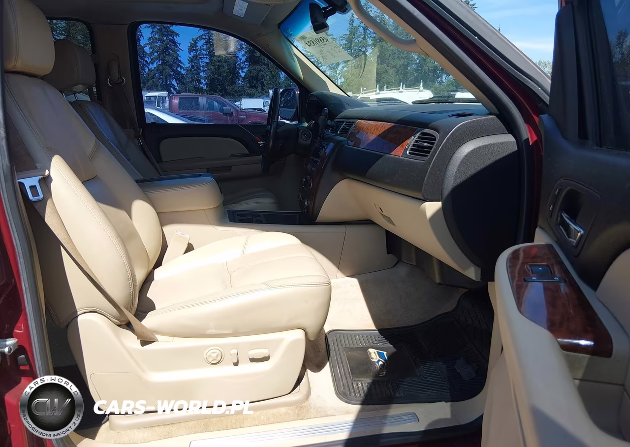 2007 Chevrolet Tahoe Ltz VIN:1GNFK13077R151131 - 5