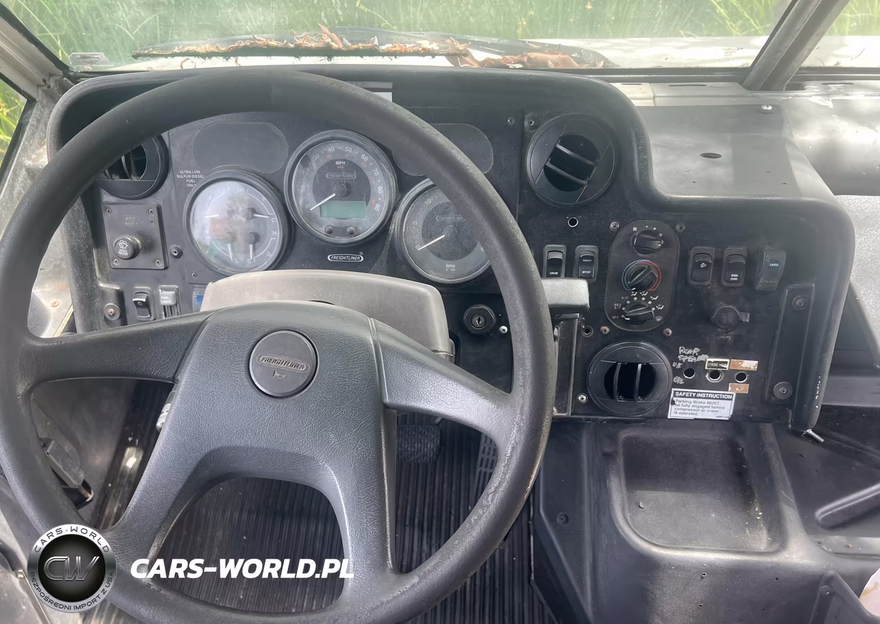 2009 Freightliner Chassis M Line Walk-In Van VIN:4UZAARDU09CAF1667 - 6