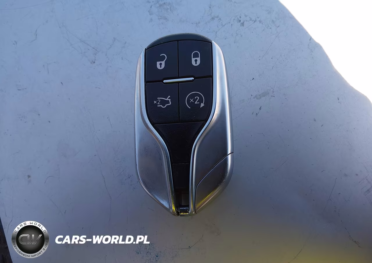 2018 Maserati Levante VIN:ZN661XUA4JX279012 - 11