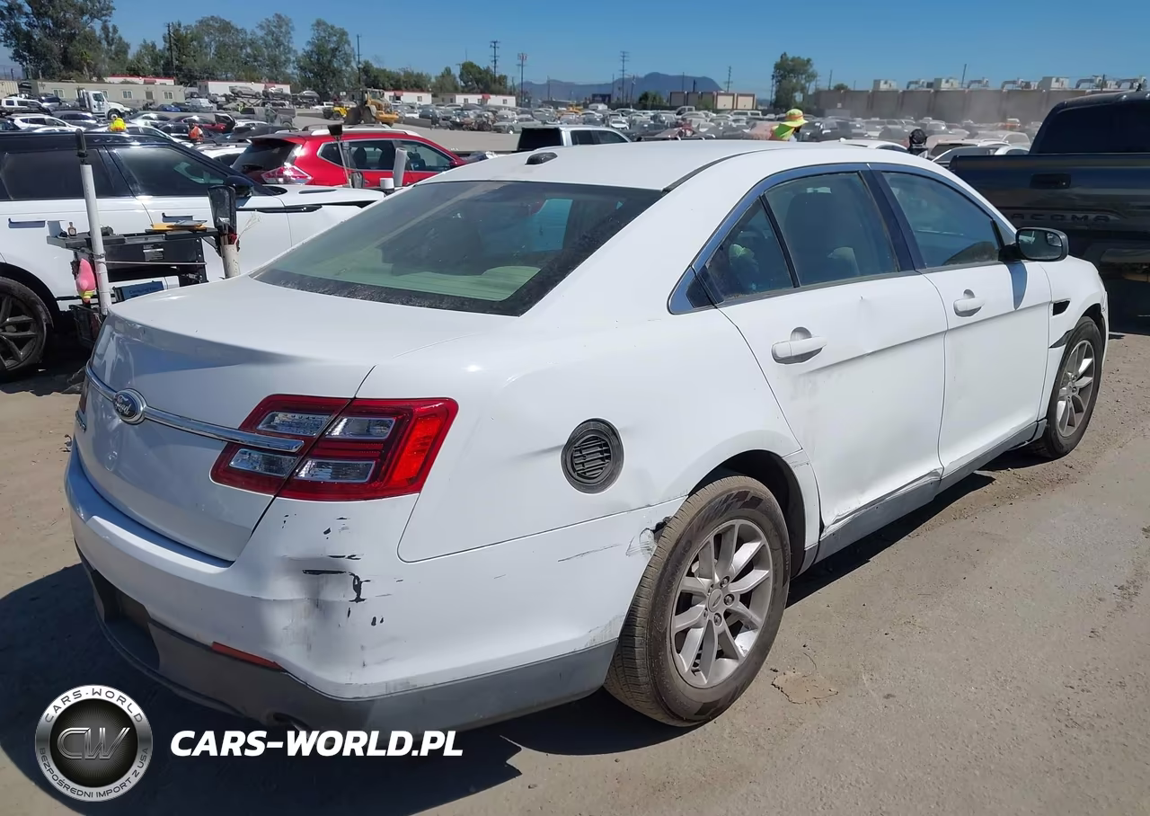 2013 Ford Taurus Se VIN:1FAHP2D81DG162216 - 4