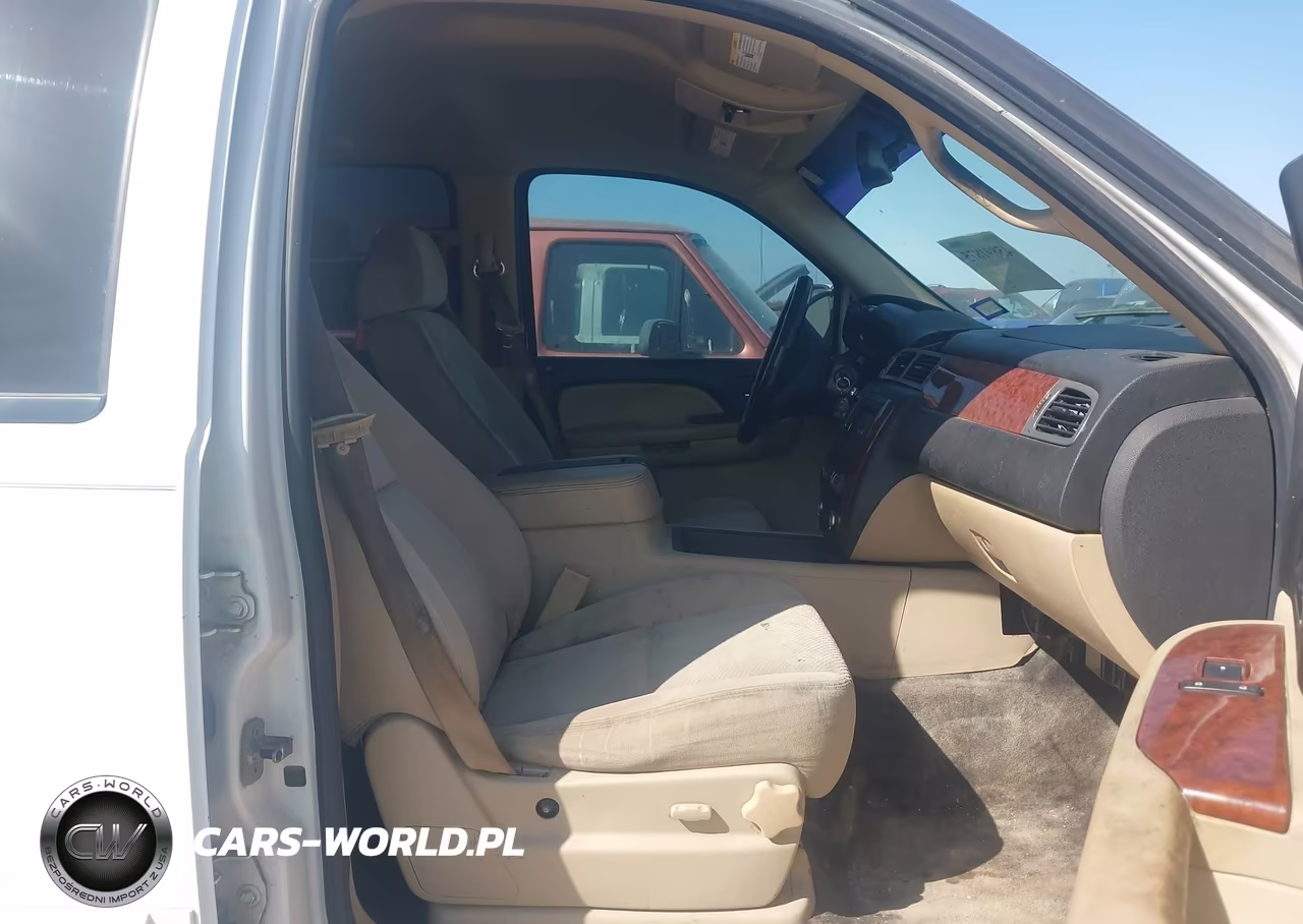 2008 Chevrolet Suburban 1500 Lt VIN:1GNFC16J68R140284 - 5