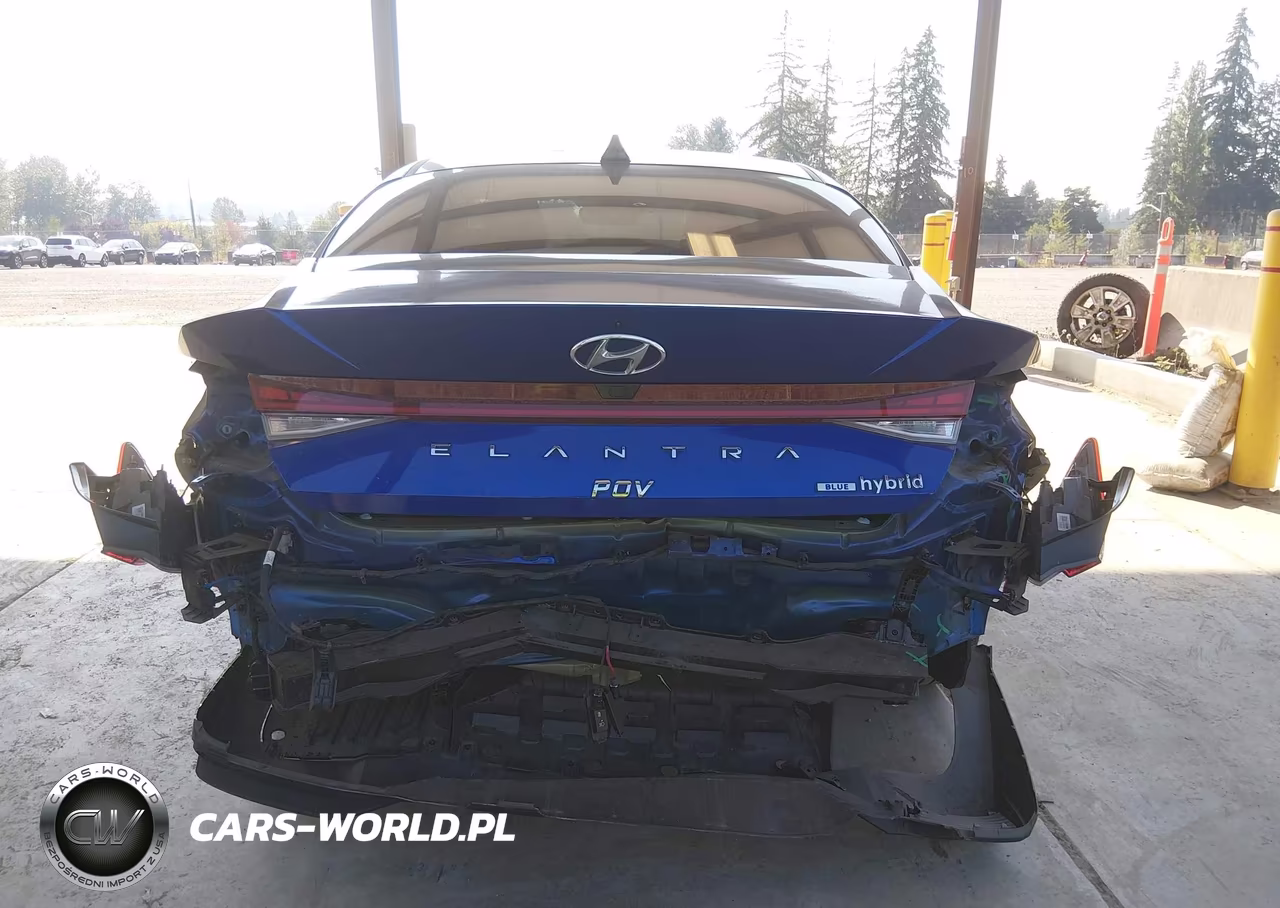 2023 Hyundai Elantra Hybrid Blue VIN:KMHLM4AJ7PU070982 - 17
