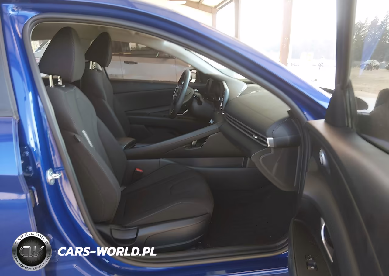 2023 Hyundai Elantra Hybrid Blue VIN:KMHLM4AJ7PU070982 - 5