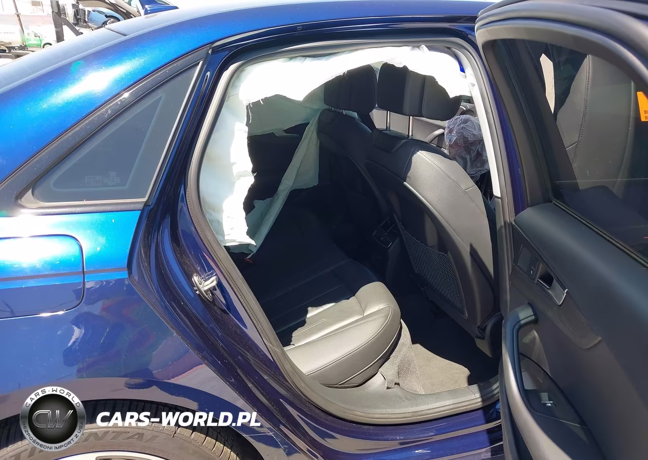 2019 Audi A4 40 Titanium Premium VIN:WAUGMAF40KA073396 - 8