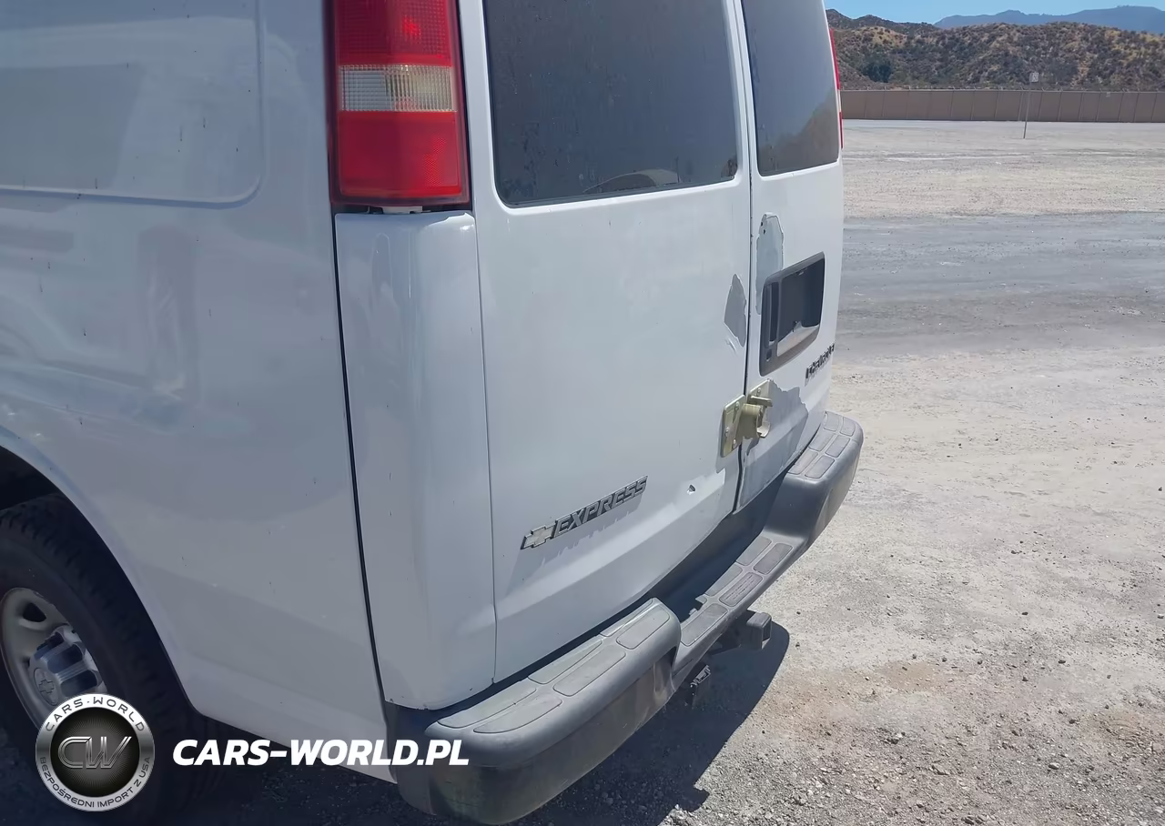 2005 Chevrolet Express VIN:1GCGG25VX51214148 - 12