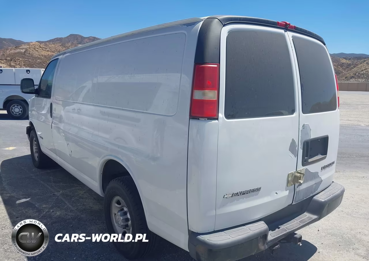 2005 Chevrolet Express VIN:1GCGG25VX51214148 - 3