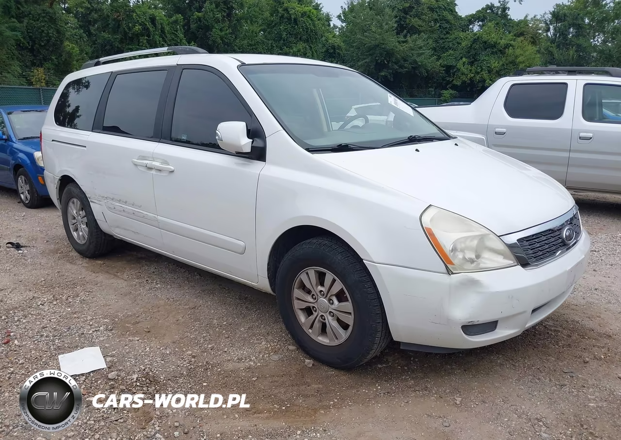 2012 Kia Sedona Lx