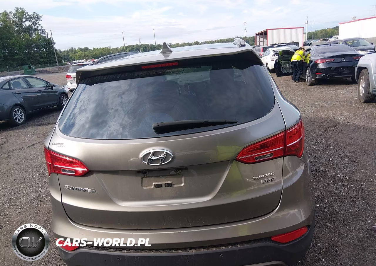 2015 Hyundai Santa Fe Sport 2.4L VIN:5XYZUDLB3FG285585 - 16