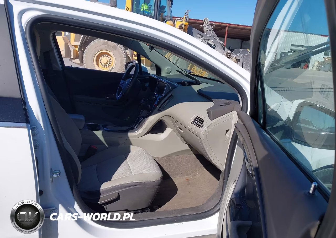 2015 Chevrolet Volt VIN:1G1RA6E45FU123158 - 5