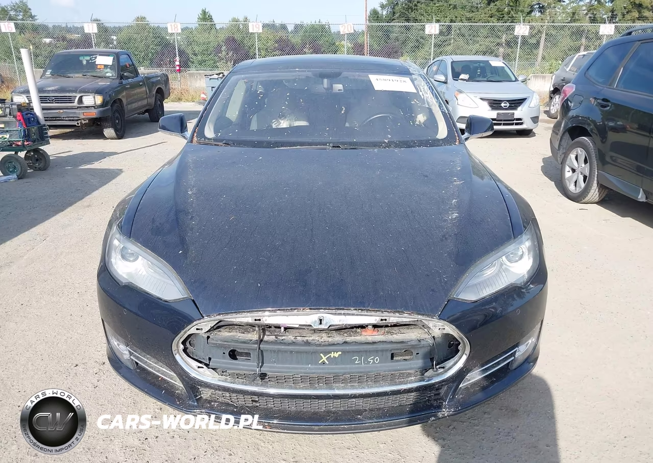 2014 Tesla Model S P85 VIN:5YJSA1H14EFP50339 - 13