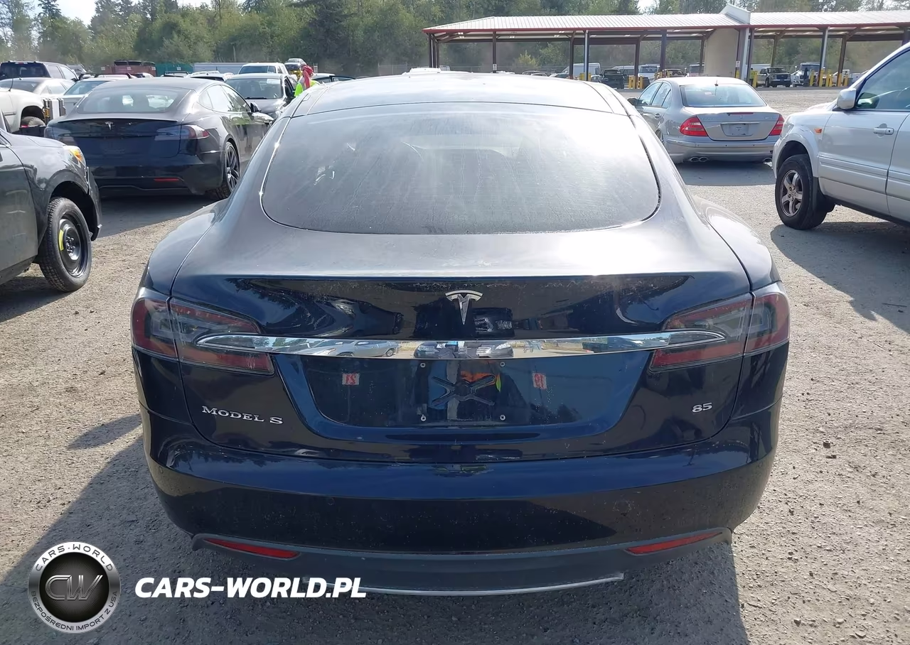 2014 Tesla Model S P85 VIN:5YJSA1H14EFP50339 - 17