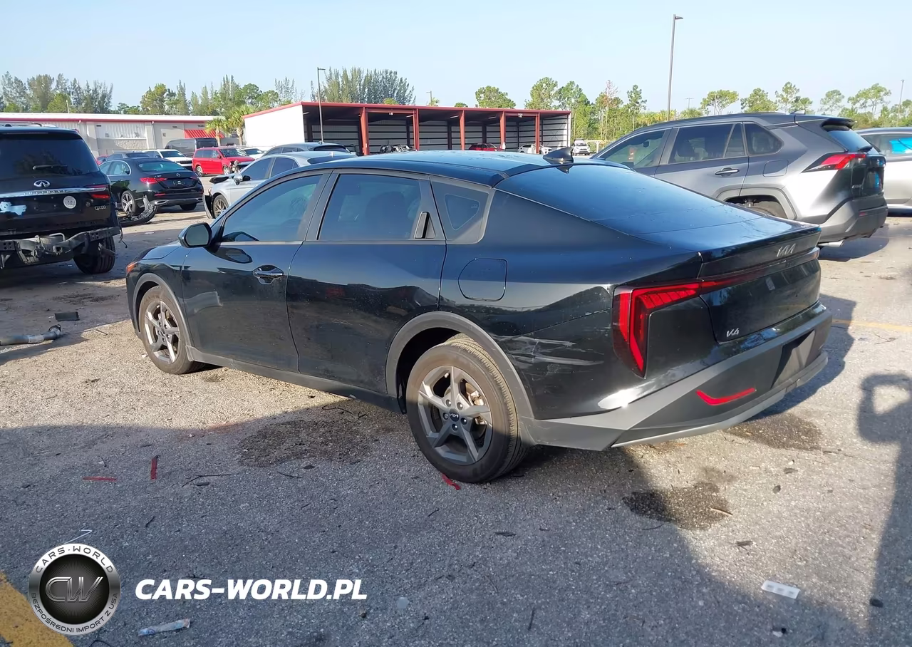 2025 Kia K4 Lxs VIN:3KPFT4DEXSE116802 - 3