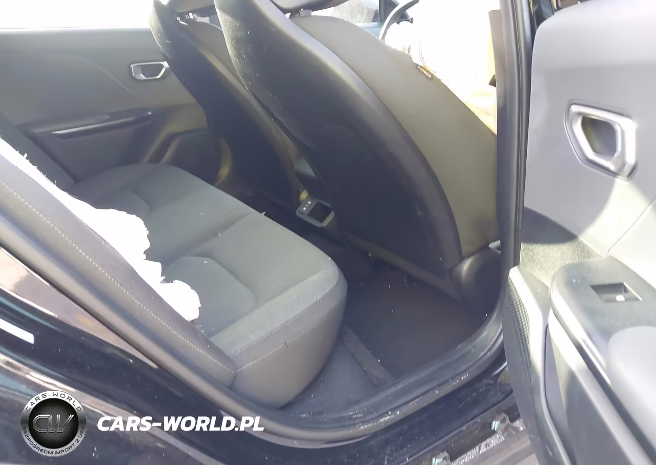 2025 Kia K4 Lxs VIN:3KPFT4DEXSE116802 - 8