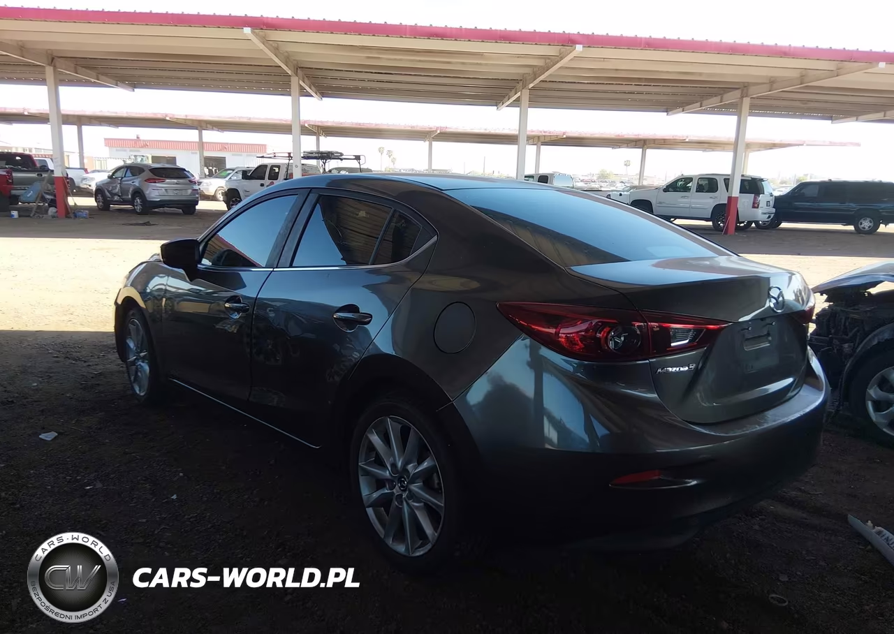 2017 Mazda Mazda3 Touring VIN:3MZBN1V75HM116466 - 3