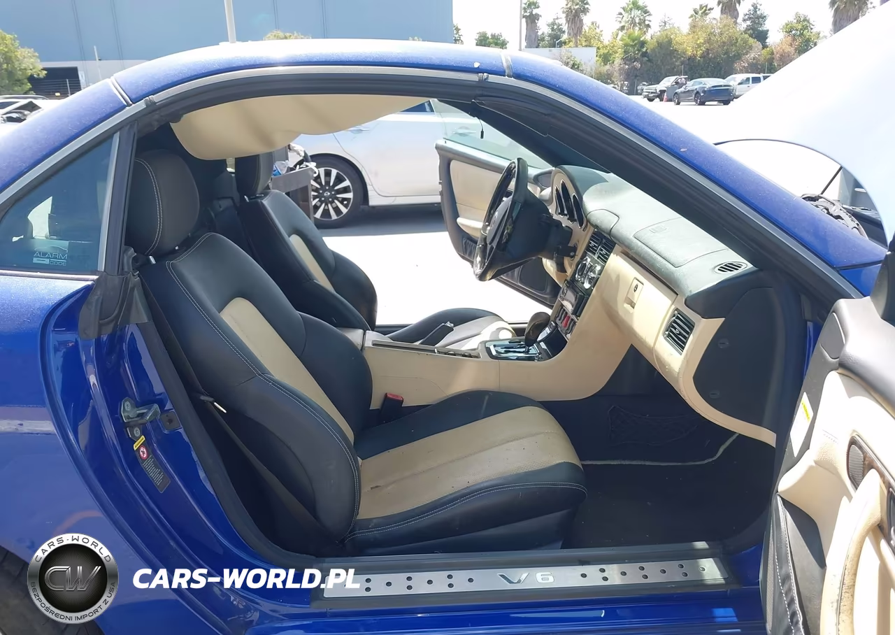 2002 Mercedes-Benz Slk 320 VIN:WDBKK65F02F241168 - 8