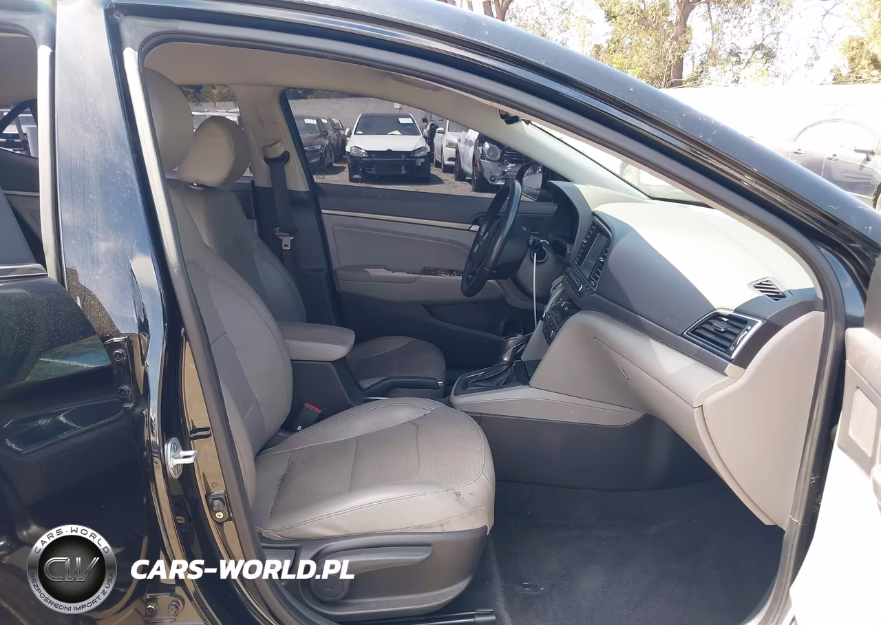 2017 Hyundai Elantra Limited VIN:KMHD84LF6HU073956 - 5