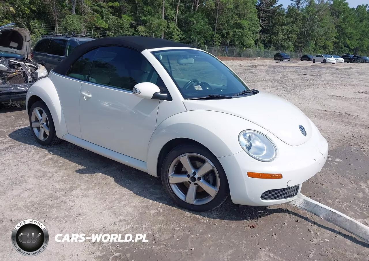 2007 Volkswagen New Beetle Triple White