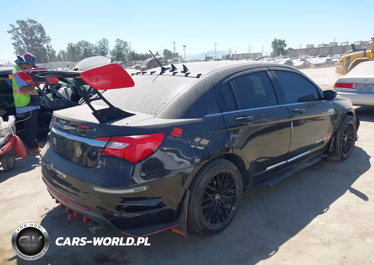 2011 Chrysler 200 S VIN:1C3BC8FG6BN599161 - 4
