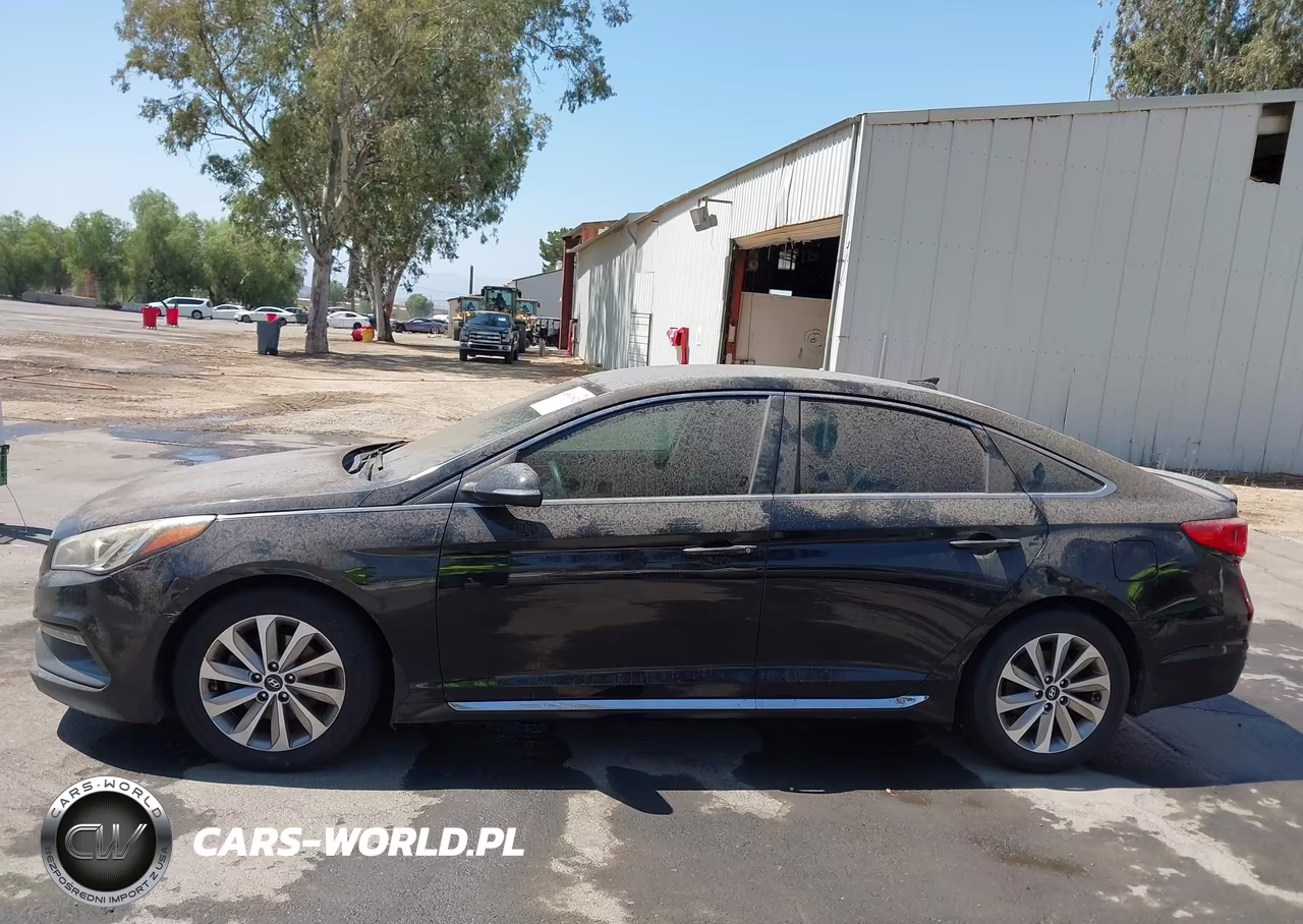 2016 Hyundai Sonata Sport VIN:5NPE34AF6GH403484 - 14