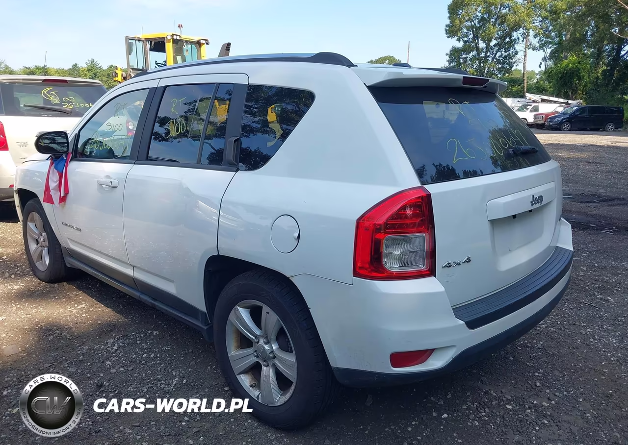 2012 Jeep Compass Latitude VIN:1C4NJDEBXCD662296 - 6
