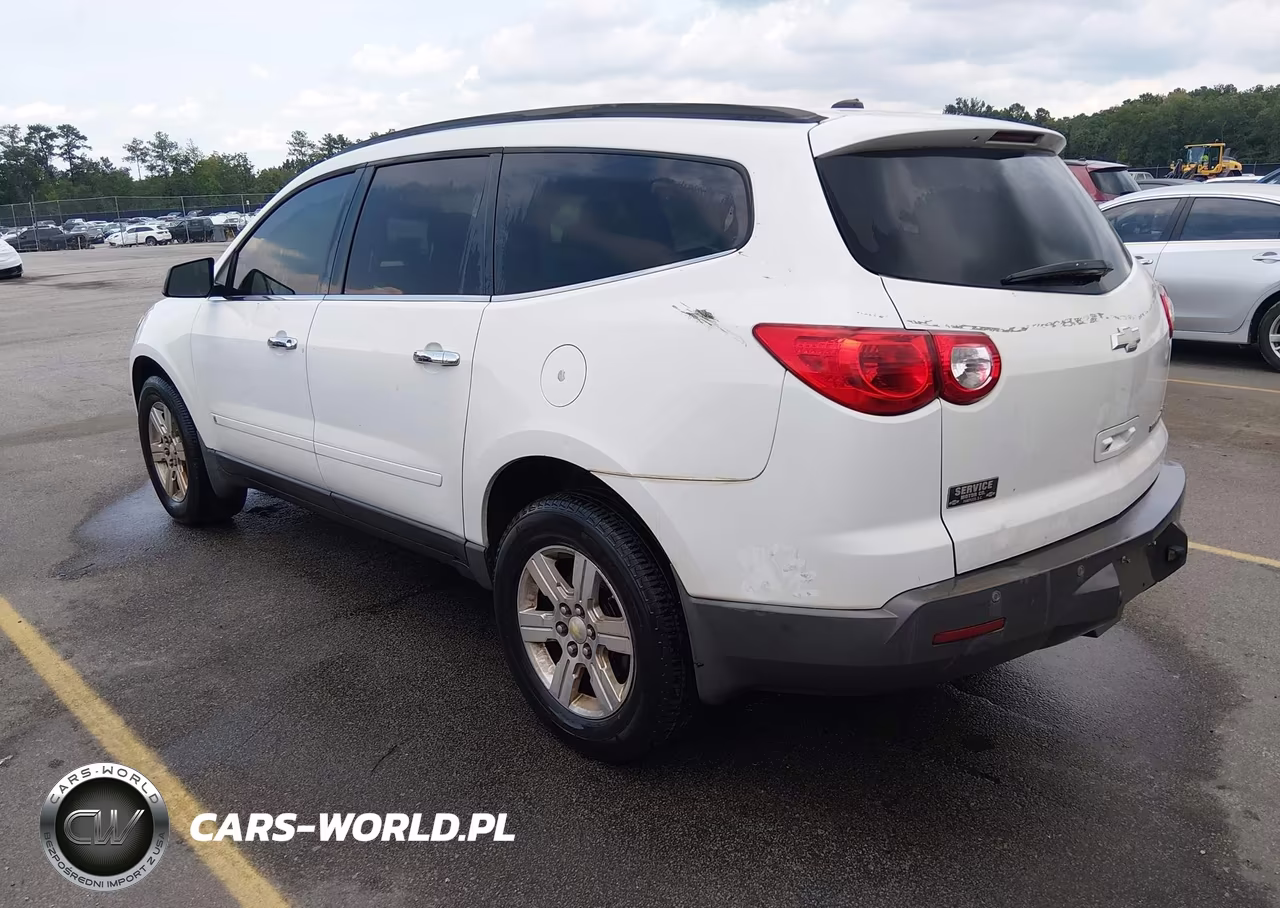2010 Chevrolet Traverse Lt VIN:1GNLRFED9AS137159 - 3